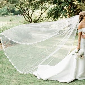 Sara Gabriel Veil- Chelsea style, 90”, Pale Ivory